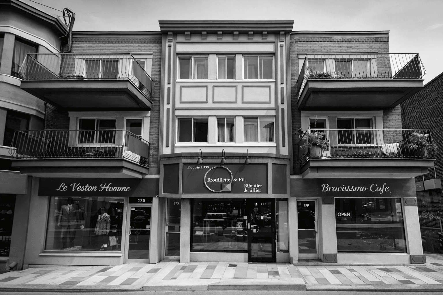 11 unités — Granby