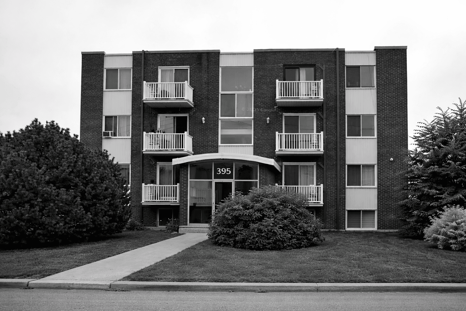 16 unités — Longueuil